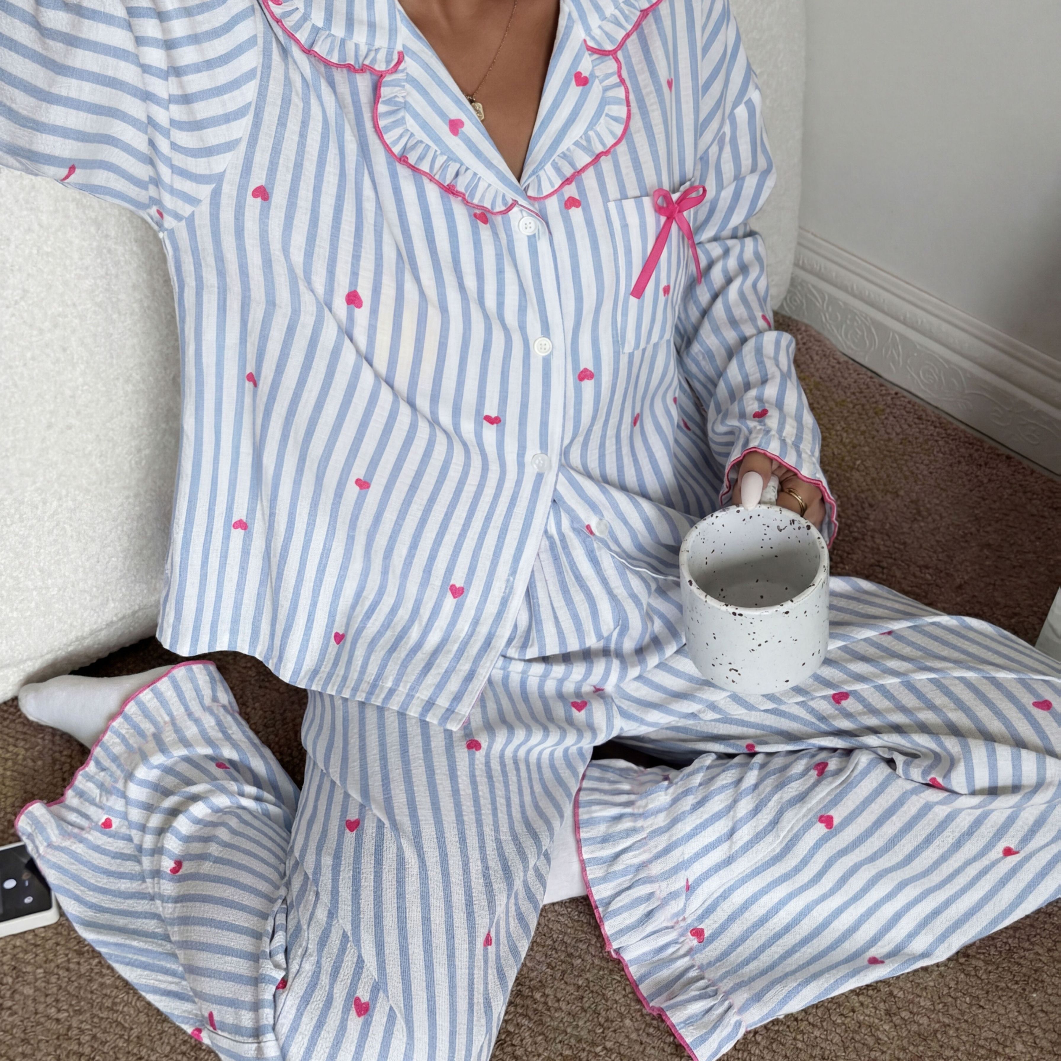 TEMU Women's Pajama Set With Heart Print - Valentine's Day Gift For Girlfriend, Striped Heart Decor 2pcs Pajama Set, Collar Long Sleeve Cardigan With