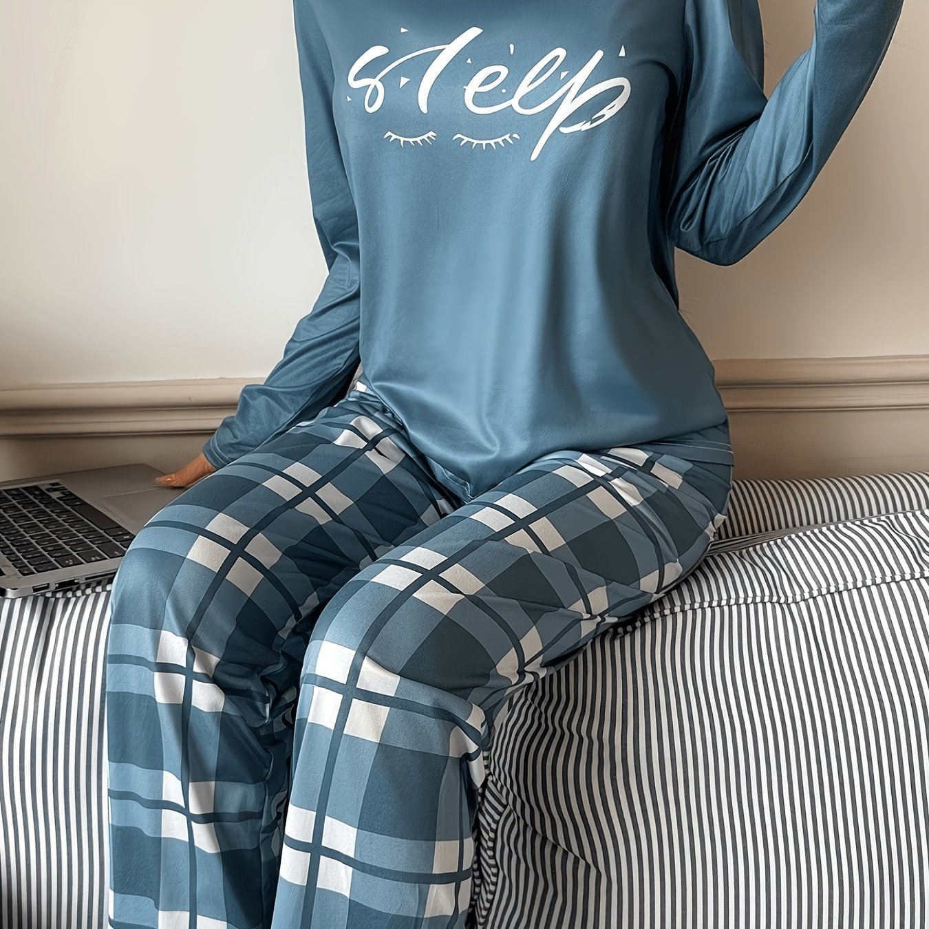 TEMU Ensemble de pyjama pour femmes 2 pièces, vêtement de nuit à manches longues style facile, imprimé avec motif "Sleep", vêtement d'intérieur