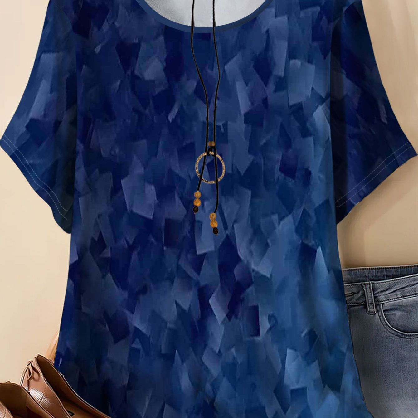 TEMU Women's Plus-size Round Neck Geometric Print Loose Short-sleeve T-shirt, A Versatile And Top For Summer, Stylish And Comfortable To Hide