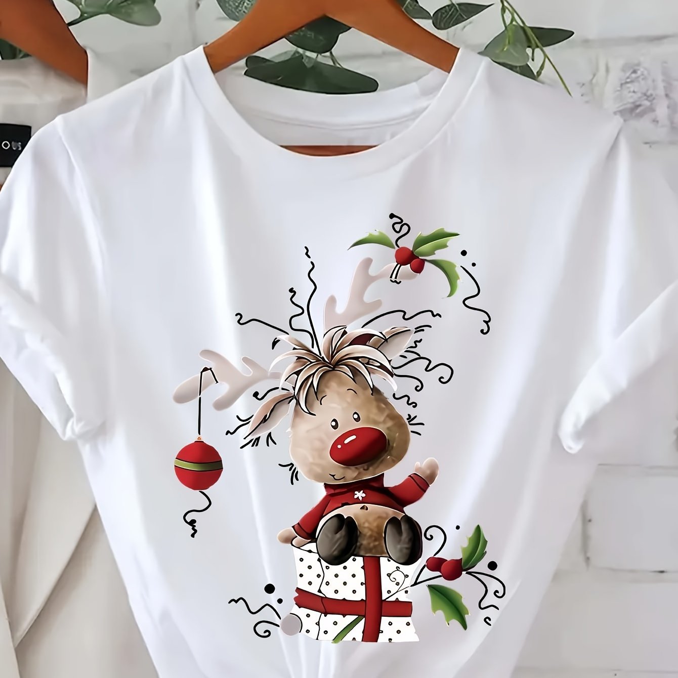 TEMU Christmas T-shirt, Short Sleeve Crew Neck Casual Top, Summer And Spring, Women's