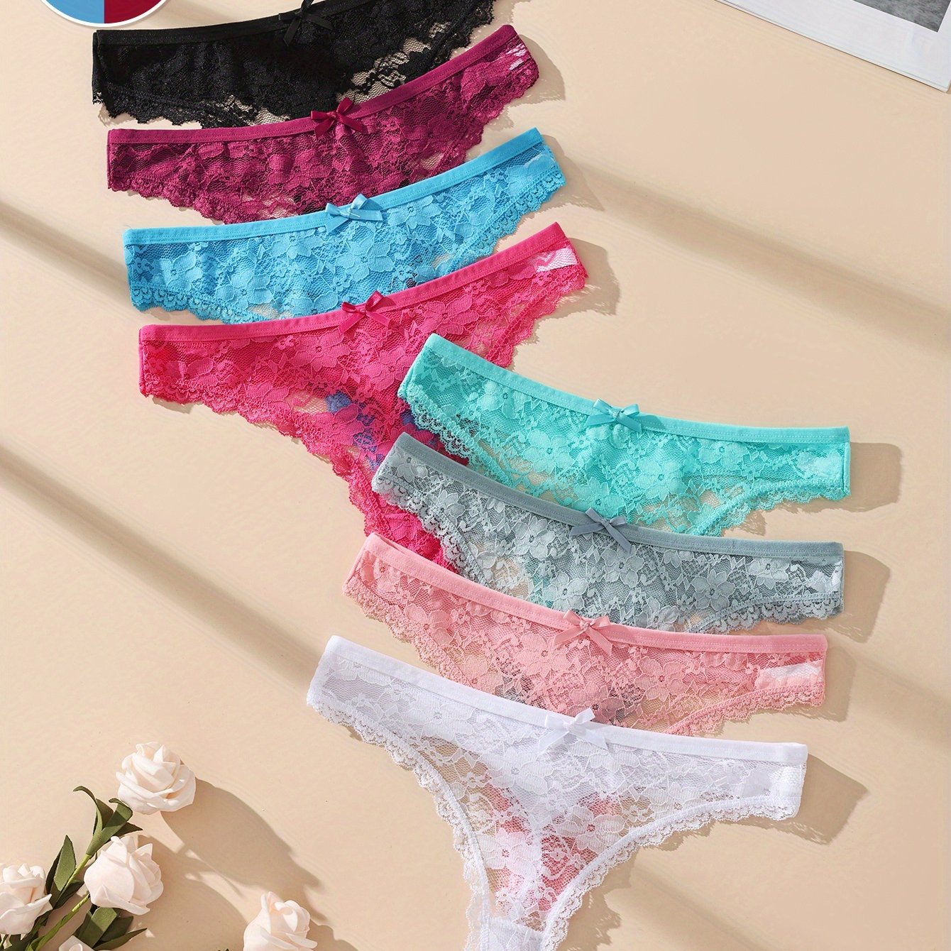 E-shop Ein Set aus 7 Damen-Slips in zufälligen Farben mit sexy Spitze. Diese weichen, mehrfarbigen Unterhosen sind für den und Strandurlaube.