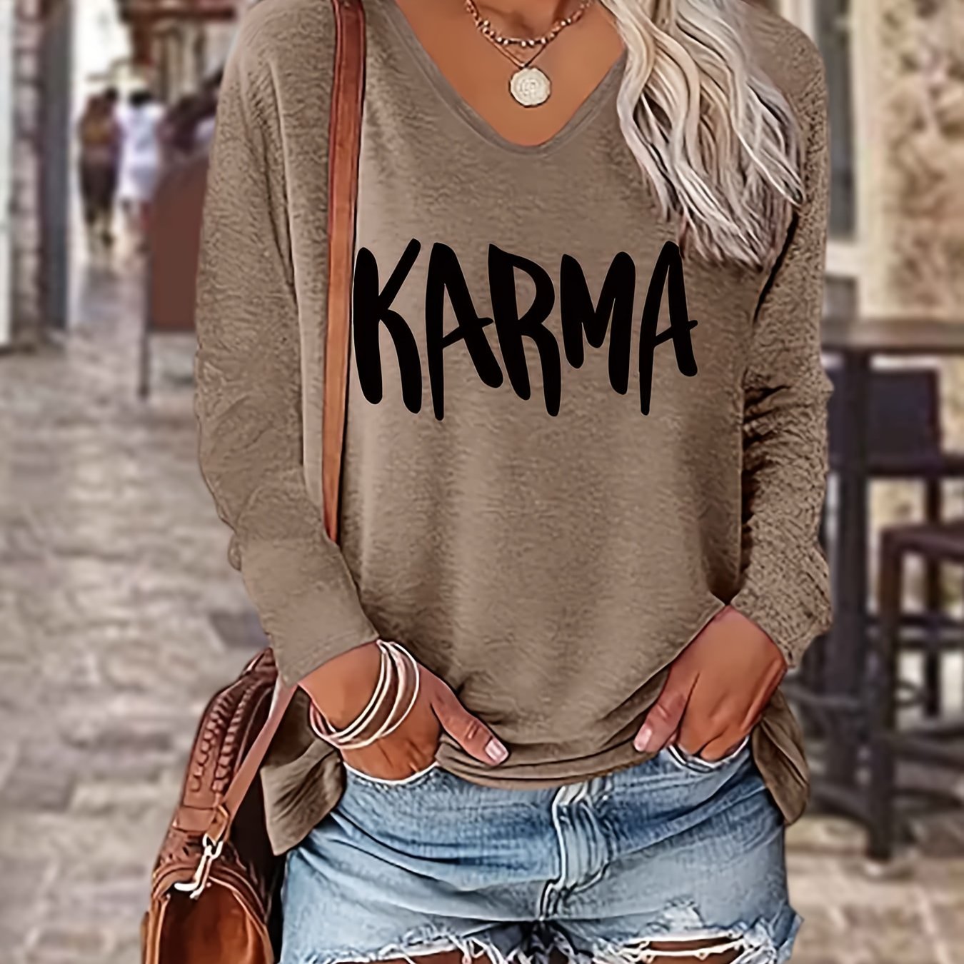 E-shop Damen modisches farbiges Langarm-T-Shirt mit Buchstaben-Print für Herbst/Winter, . elegantes Party-Langarm-T-Shirt mit V-Ausschnitt