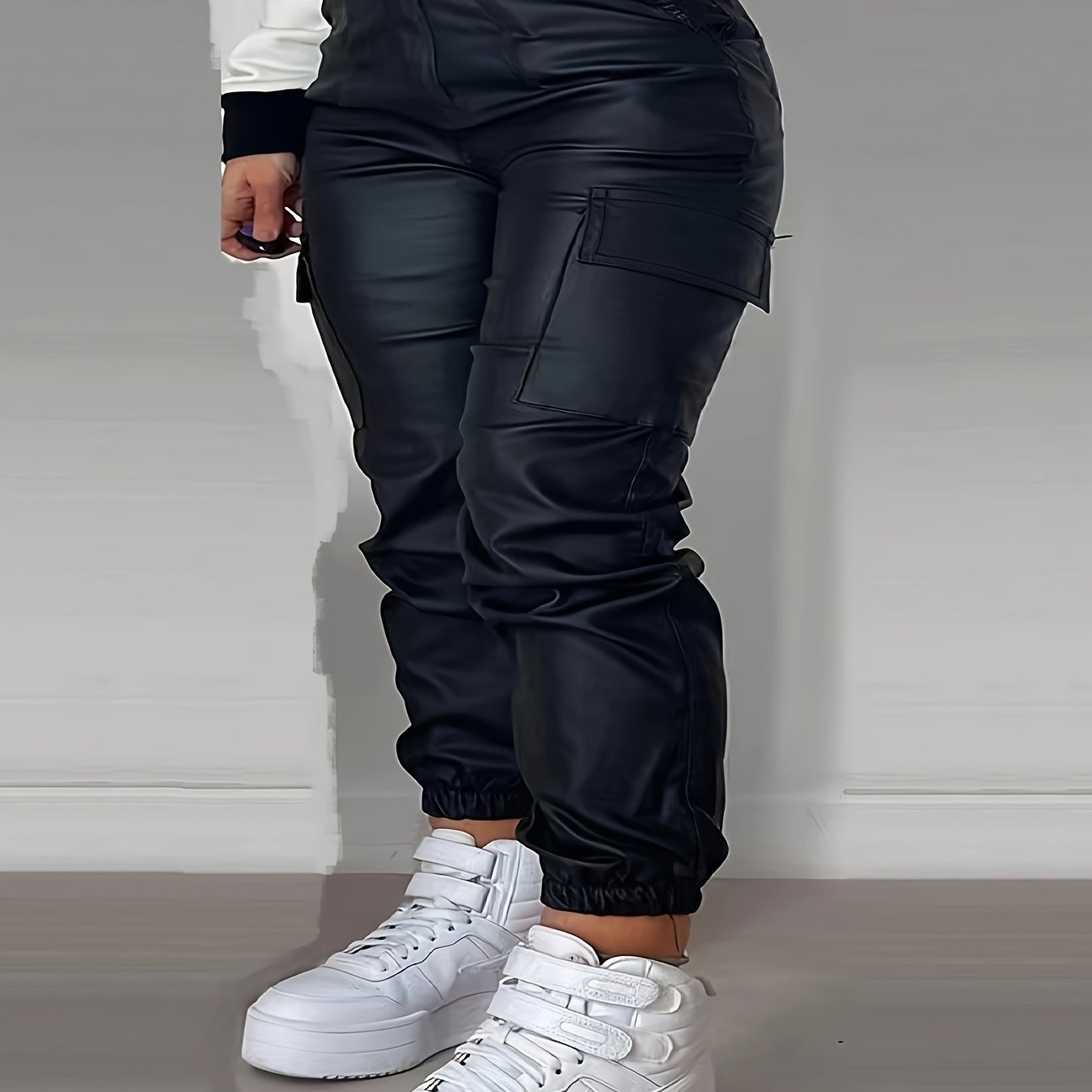 Image of Plus Size, 26aw Women's Plus Size Stretch Vintage Versatile Casual Fashionable Elegant Mid-waist Multi-pocket Durable Multi-functional Slim-fit Coated Cargo Jeans Streetwear Trendy Style