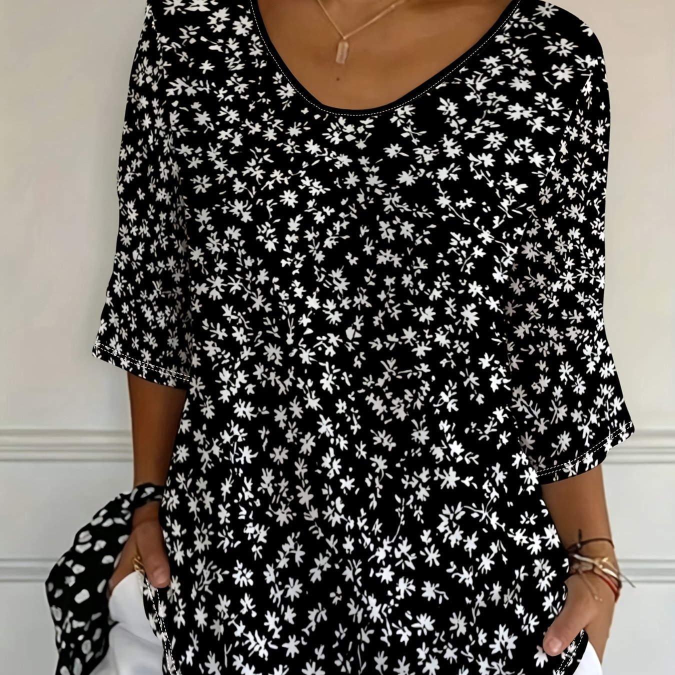 TEMU Plus Size - [printed Design - Not Texture] Women's Elegant And Fashionable Printed T-shirt, Three-quarter Sleeve Top, Easy Design, Easy Pattern,