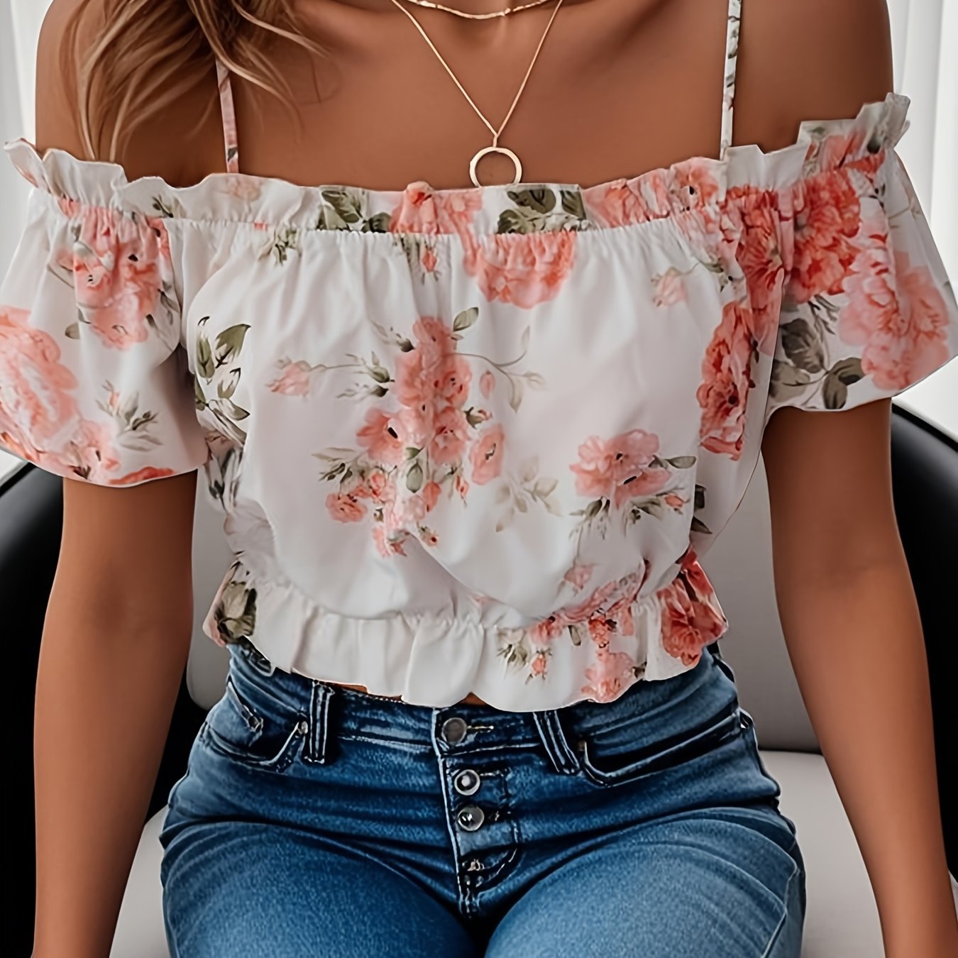 Image of 2025 New Floral Off-shoulder Top Bubble Sleeve Waist Short Dating Outfit - Women's Shirt