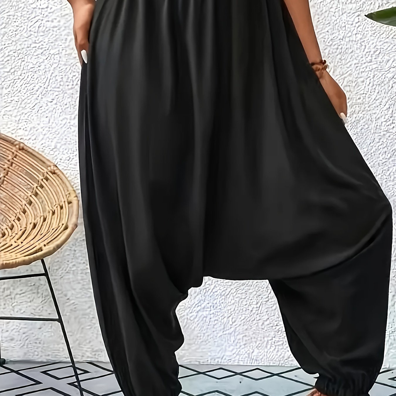 Women's Casual Elastic Waist Wide-leg Harem Pants - Solid Color Relaxed Fit With Pockets, Medium--washable Fabric For , Flexible Casualwear, Practical Pockets