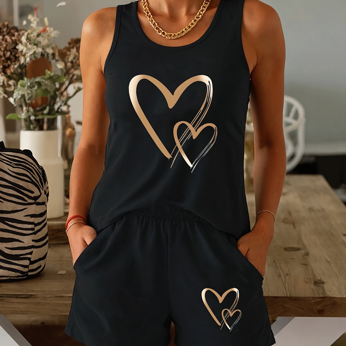 TEMU Completo Due Pezzi con Stampa Cuore e Oro, Canotta Senza Maniche e Shorts, Abbigliamento Casual e per Casa e Outdoor, Traspirante e Lavabile in