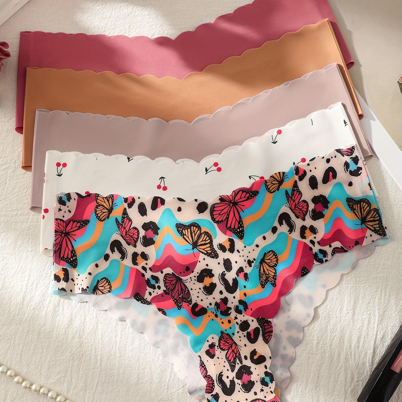 5-pack Women' Scallop Briefs | Comfortable Breathable Elastic Smooth Triangle Panties With Rainbow Cherry Solid Mix Patterns, Suitable For