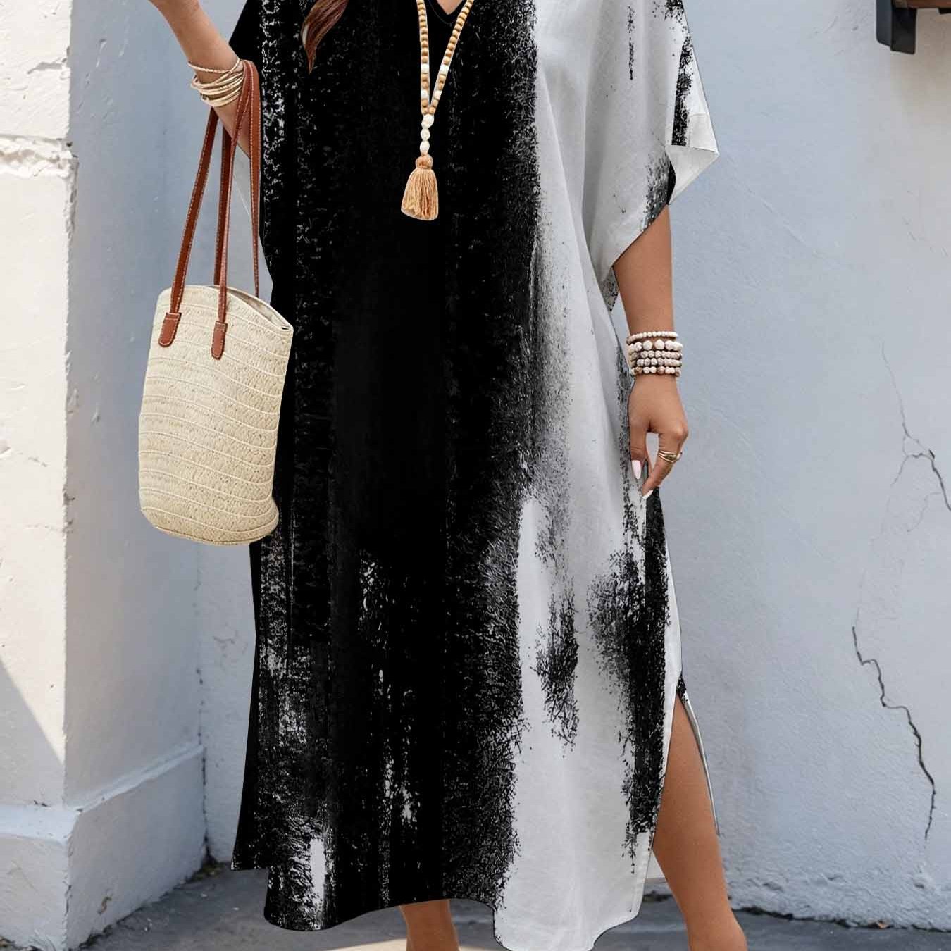 Image of Plus Size Women's 08xl Artistic Minimalist Style, Abstract Ink Wash Print Maxi Dress, V-neck Batwing Sleeve Dress With Double Side Slits, Loose Casual Summer Dress For Curvy Women