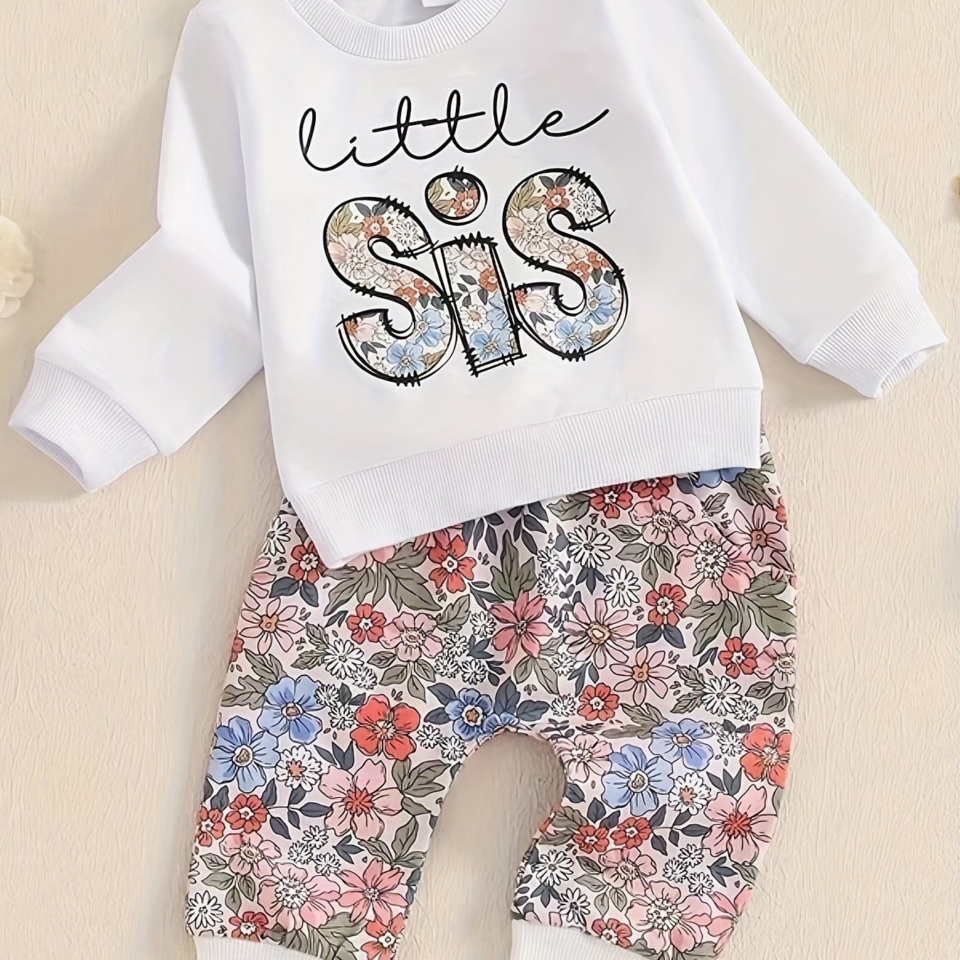 Image of Little Sis Letter Print Autumn New Sister Set Long Sleeve Sweatshirt + Floral Pants Newborn Outfit Fashion Commuter, Perfect For Outdoor