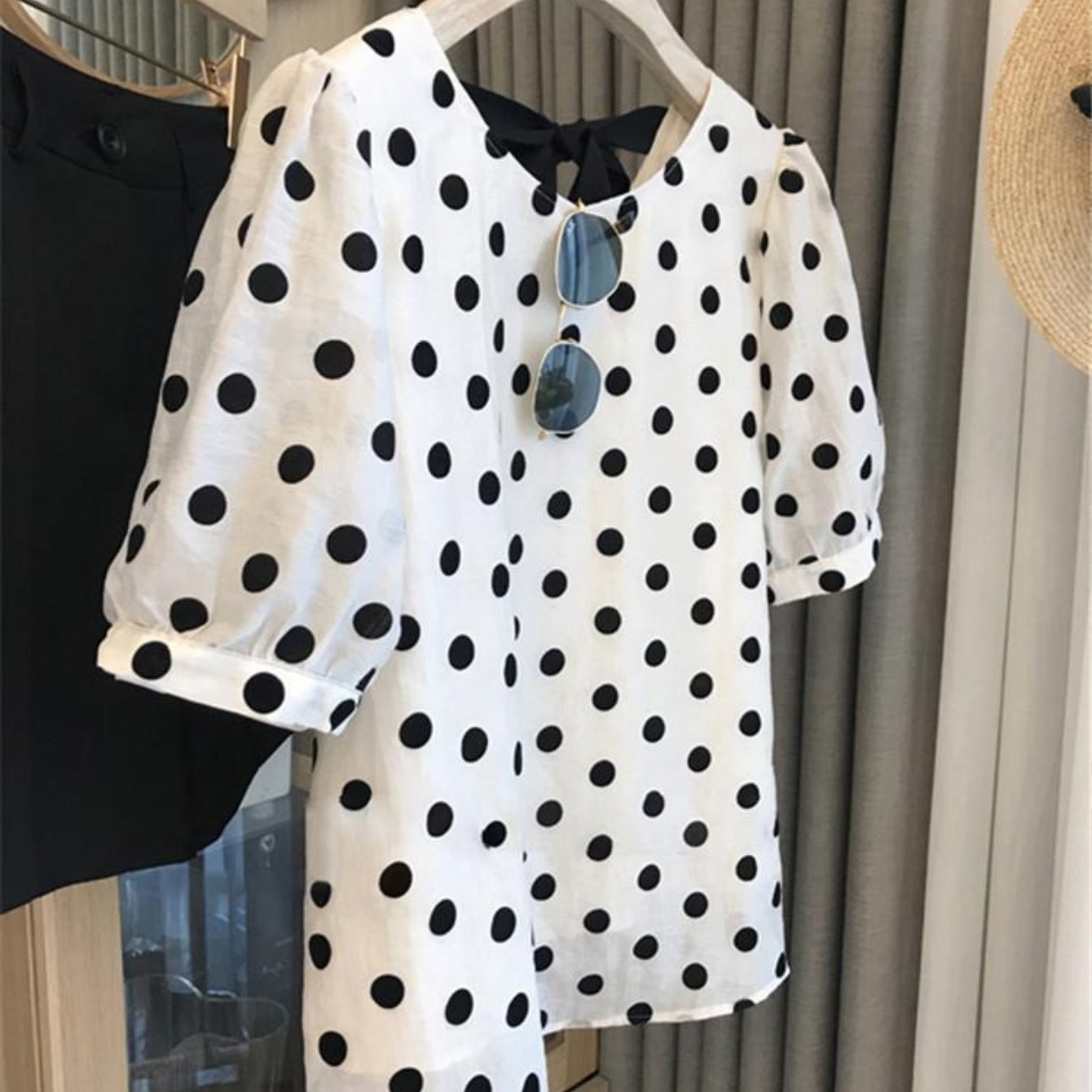 TEMU 【商品名】レディース ブラウス、水玉柄トップス、パフスリーブ シャツ、春/夏、ファッショナブル、カジュアル、仕事着、デートに
