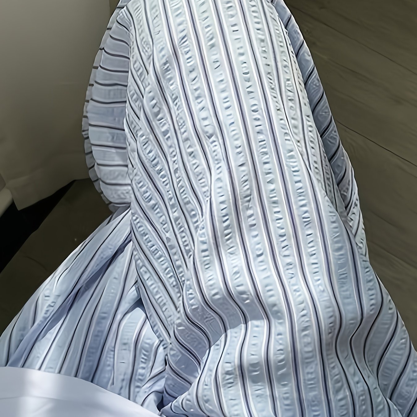 E-shop Damendopaminblaue Gestreifte Weite Hose - Casual Hosen mit Kontrastfarben-Detail, Nahöstlich inspiriertes Design, Nicht-dehnbarer Stoff für