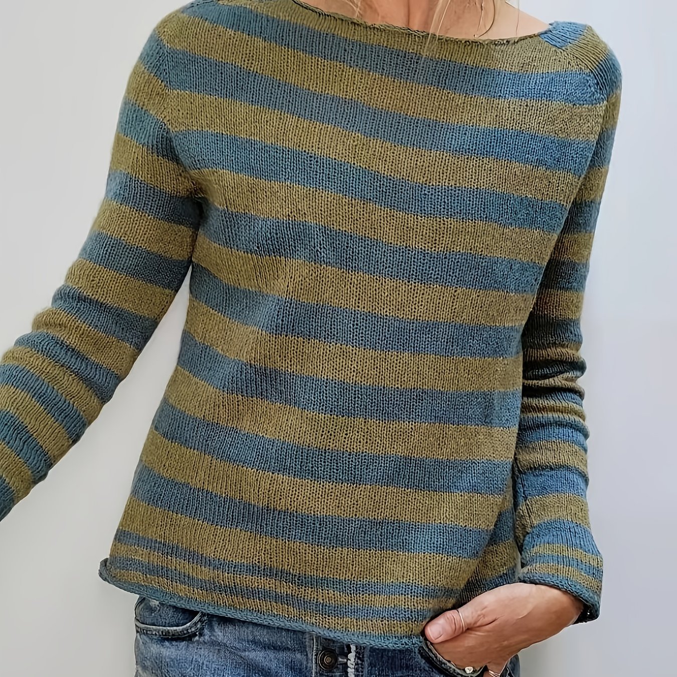 E-shop Damenmode Lässiges gestreiftes Langarmshirt mit Rundhalsausschnitt | Hochwertige Damen Freizeitkleidung, Color Block, Ideal für Frühling/Herbst