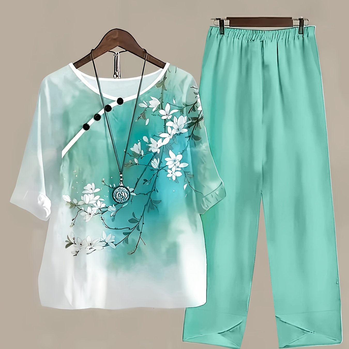 Image of Plus Size, Vintage Ink Floral Print Crew Neck Decorative Button Casual Plus Size Women's 2pcs Set