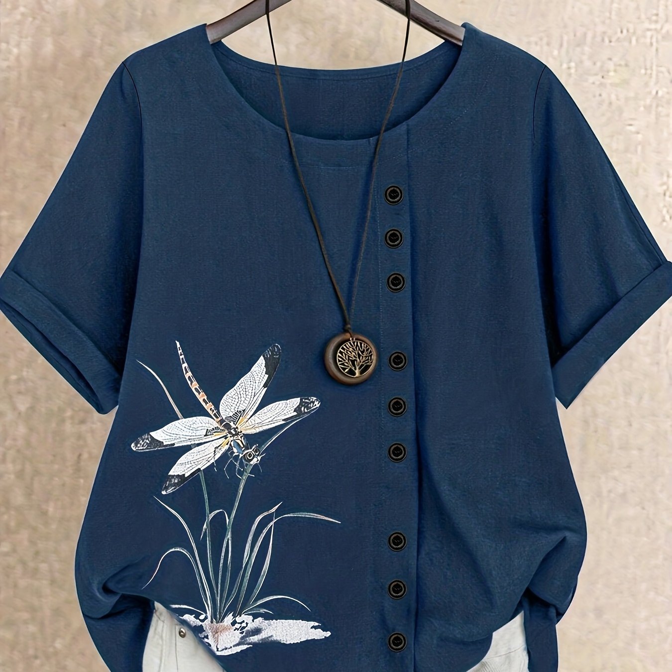 Image of Plus Size, A New Plus-size Casual Loose-fit Printed Short-sleeve Pullover Women's Shirt. Plus-size Women's Clothing. Accessories Not Included. No Accessories