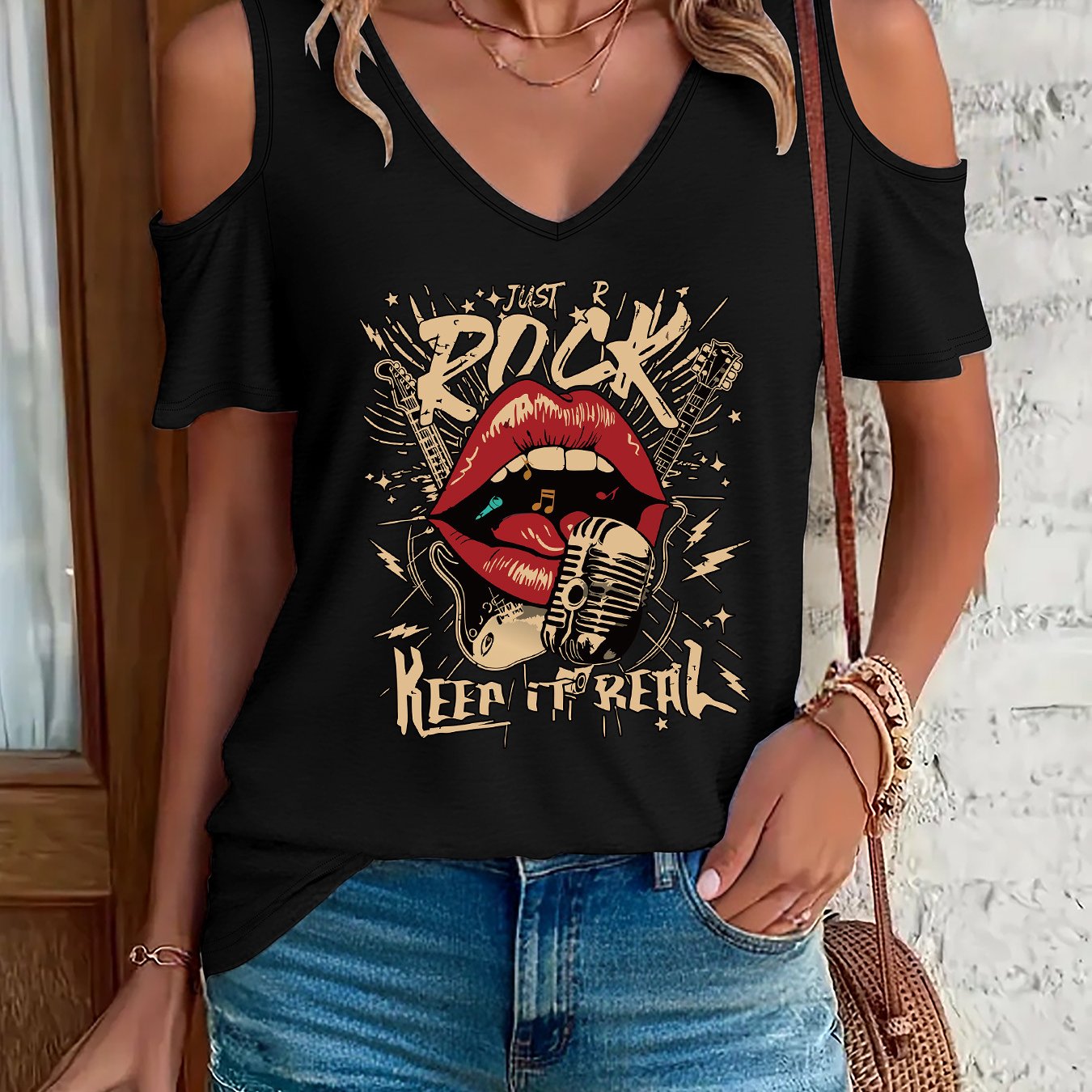 TEMU Fashionable Women's T-shirt With A V-neck And Printed Design, Stylish Off-shoulder Short-sleeve T-shirt.