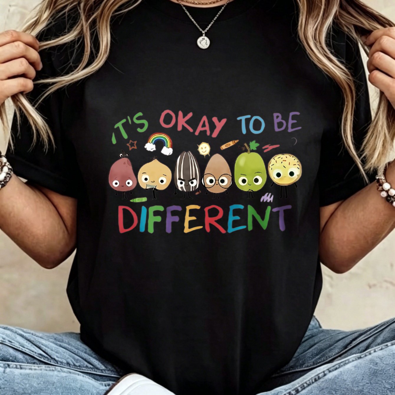 Image of Women's T-shirts Are Different And Can Neck Short Sleeved Tops. New Women's Tops With Soft Fabric, Retro Bottoms, Loose Fit