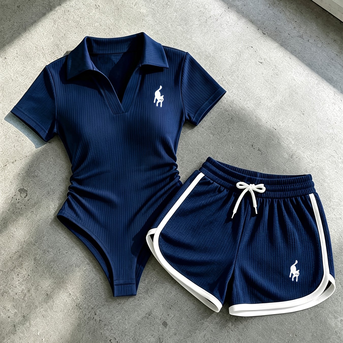TEMU Casual And Elegant Women's Clothing, New Summer Outfit, Solid Color V-neck Short-sleeve Bodysuit & Drawstring Fitted Shorts With Embroidery And