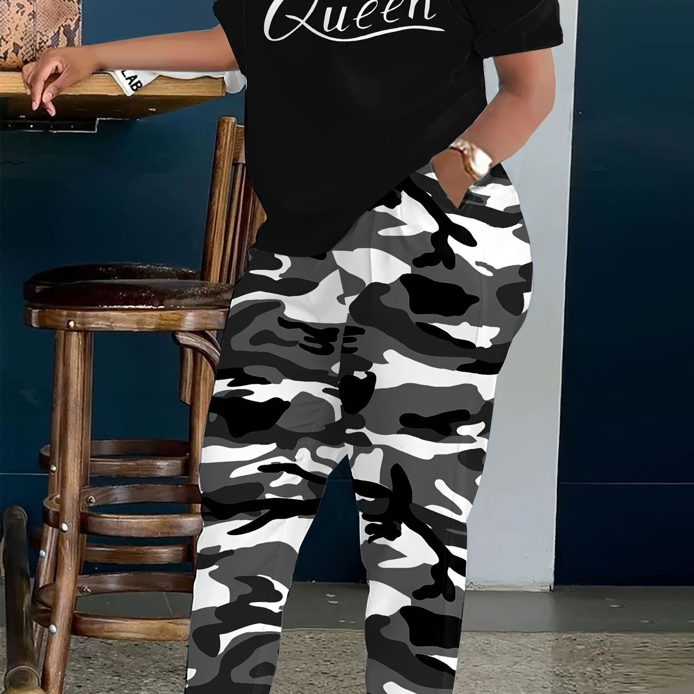TEMU Plus Size - [ T-shirt] Women's Plus Size Comfortable Fashion T-shirt With Queen Crown Letter Print | Casual Crew Neck, Short Sleeves, Wear