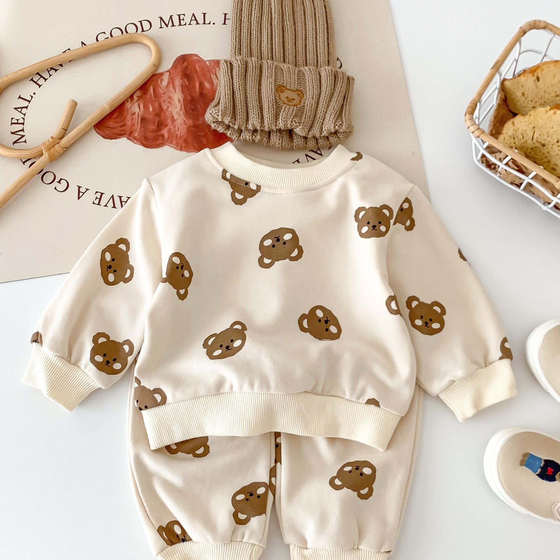 Image of Infant Baby Cute Casual Round Neck Printed Bear Cartoon Sweatshirt 2pcs Set For Spring And Autumn, Perfect For Outdoor