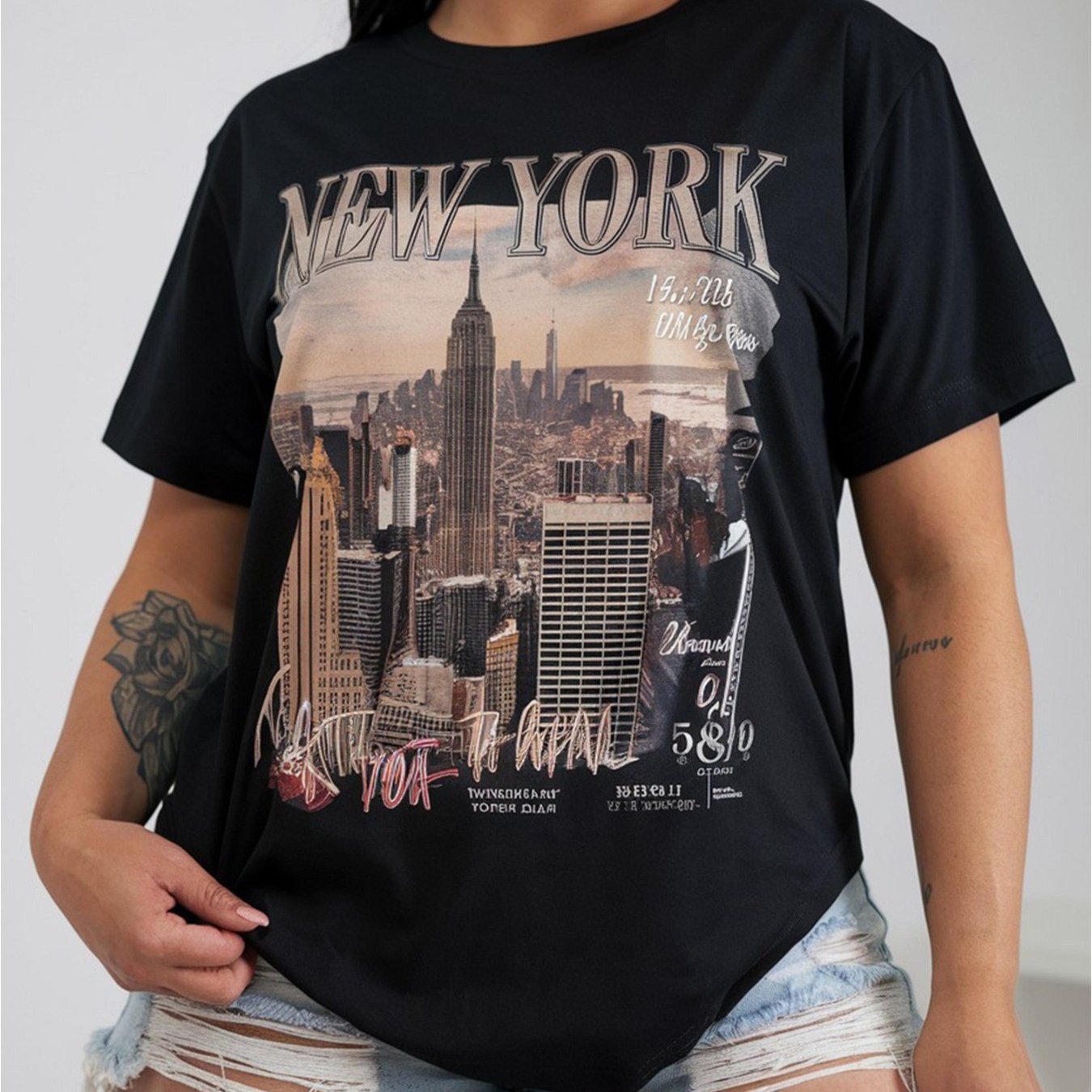 Black Patterned Women's T-shirt With City Print | Style, Breathable, Sweat-absorbent, Soft, Suitable For Daily Commuting, , And Everyday Wear, 2026 New Year's Style Outfit