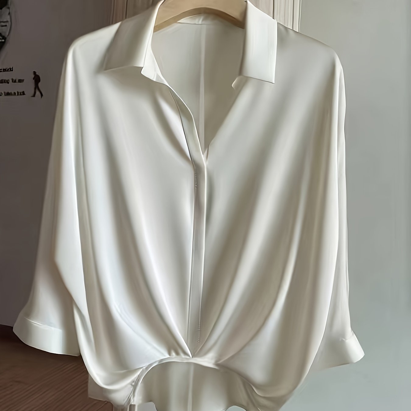 E-shop Franclia Elegante Damen Freizeit 3/4 Ärmel Plissee Saum Bluse Creme Bluse Elegante Bluse