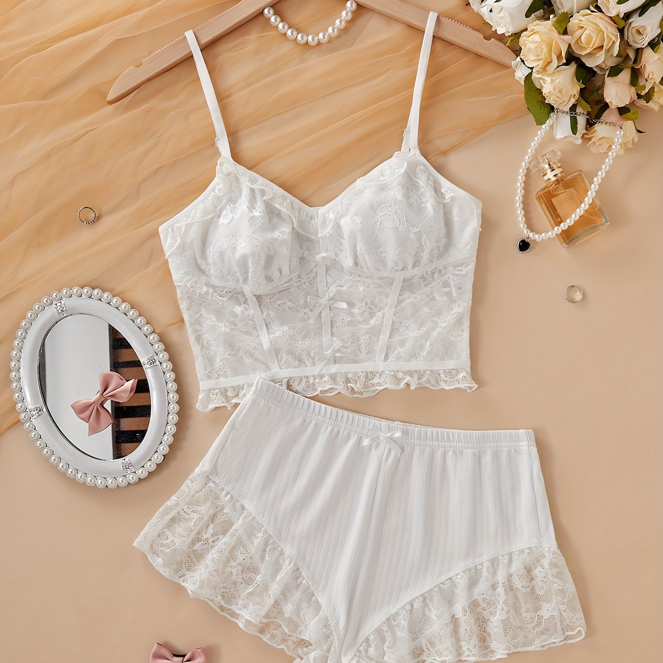 E-shop Pyjama-Set für Damen mit -Spitzen-Träger und Spaghetti-Trägern