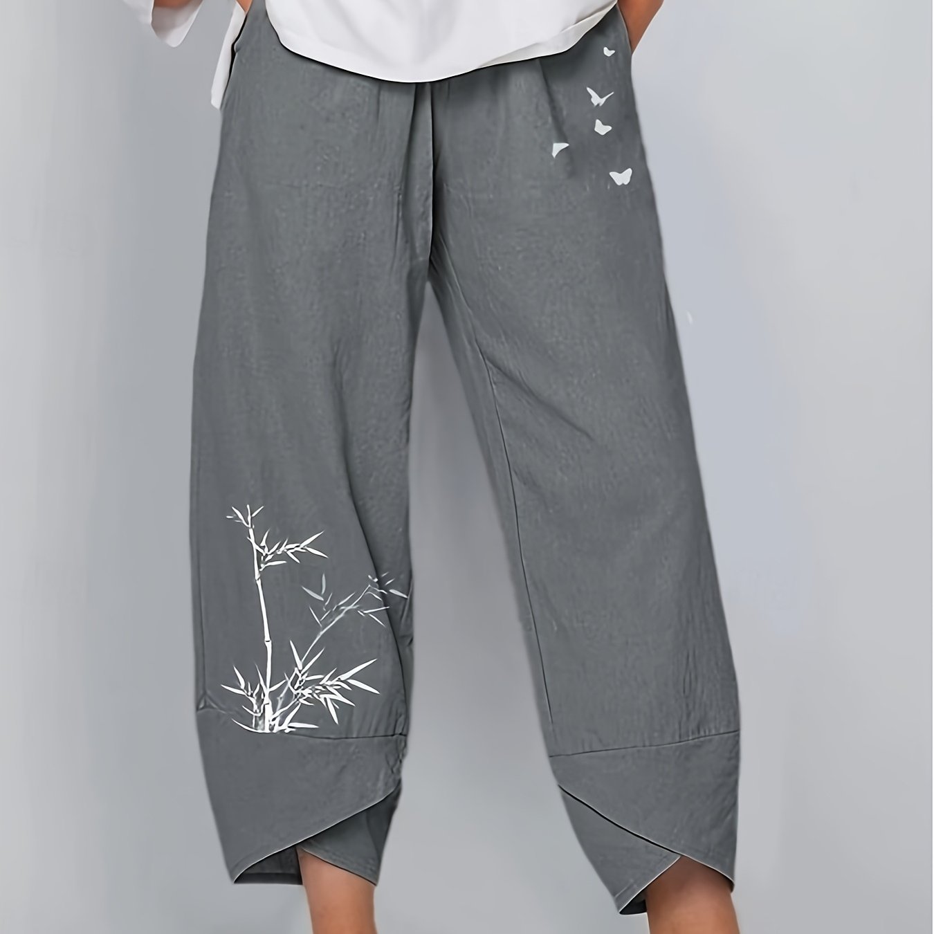 Image of Pants With A And Print Pattern