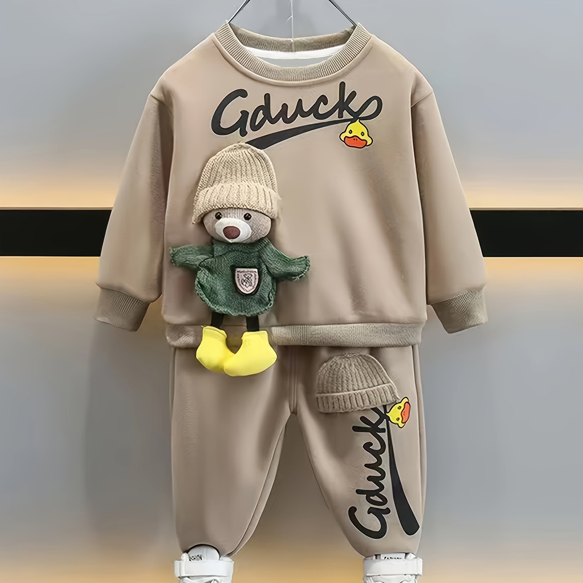 Boys' Crew Neck Sweatshirt And Pants Set With Cute Bear Decorations, Soft And Comfortable, Suitable For Casual Outdoor Wear, Autumn And Winter, As Well As School Daily Wear, Perfect For Outdoor