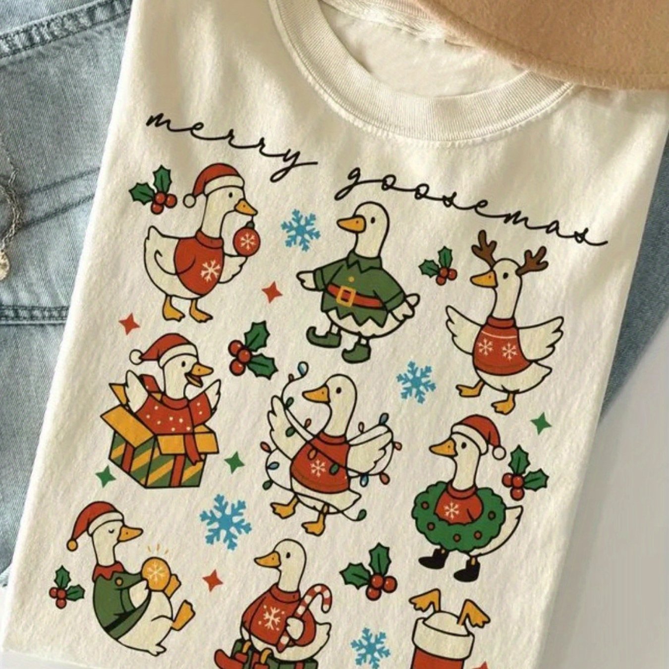 TEMU This Is A Casual Short-sleeved T-shirt For Women Featuring Design, Perfect For The Holidays. A Loose Fit, Machine Washable, And Made Using Heat