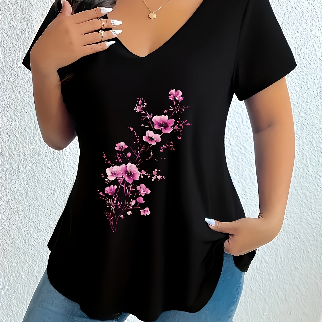 TEMU Plus Size, Plus-size Women's V-neck Solid Color Geometric Pattern T-shirt