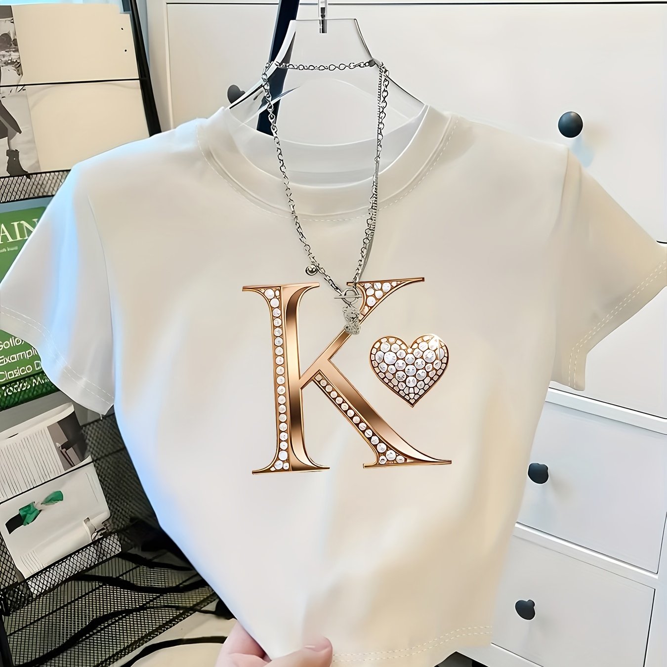 TEMU T-shirt à manches courtes imprimé pour femme avec lettre dorée K de strass et motif de cœur, col rond, décontracté, toutes , haut court pour