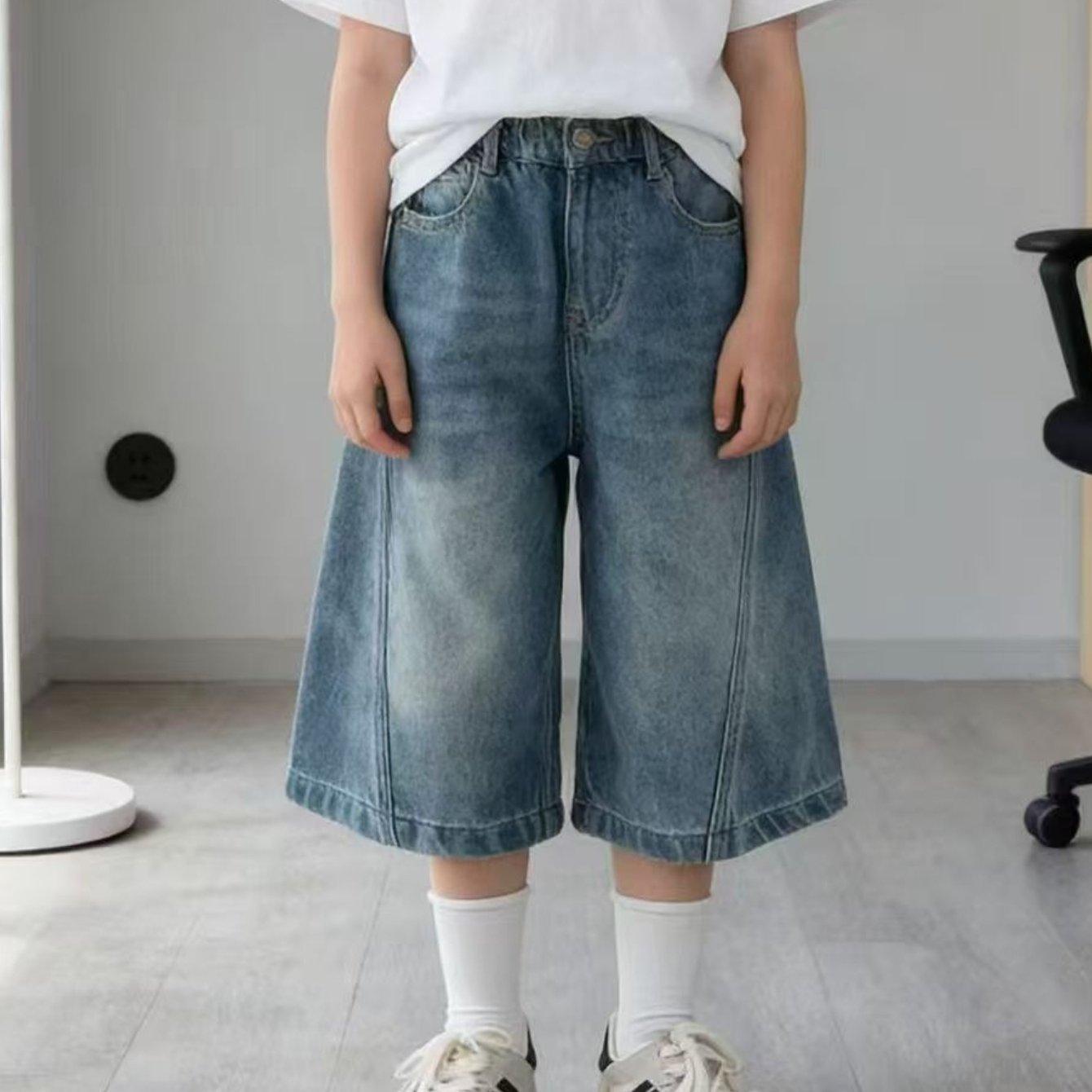 Image of Girls Summer Lightweight Wide-leg Denim Shorts, Casual Loose Fit Bermuda Half Pants For Daily Wear, Back To School & Holiday Outfits, Thoughtful Gift For Kids, Suitable For Occasions