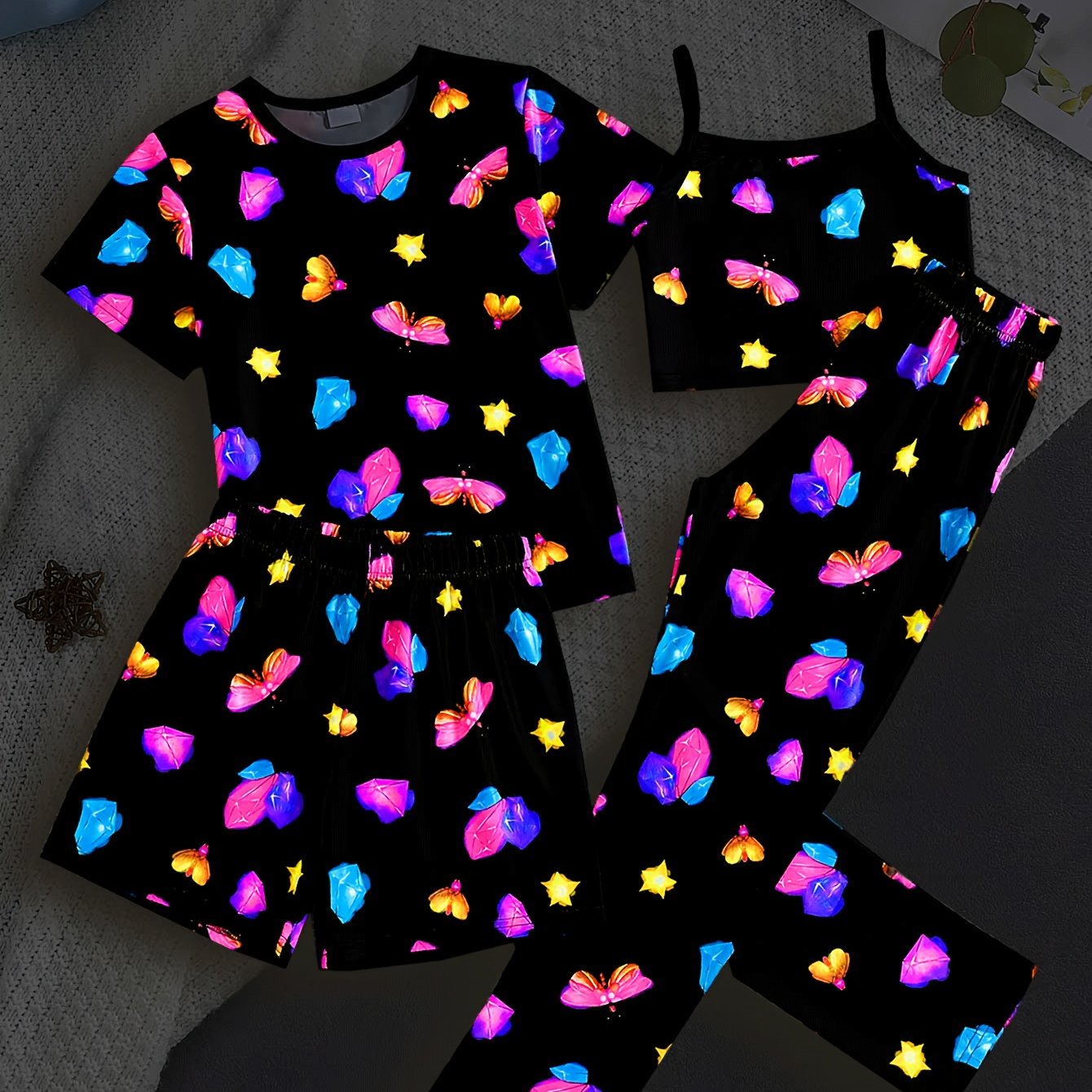 Image of Summer New Style 4pcs Set: Short Sleeve, Shorts, Camisole, And Long Pants With Luminous -the-dark Patterned Fitted Pajamas. The Luminous Effect Under Ultraviolet Light,halloween, Kids Pjs