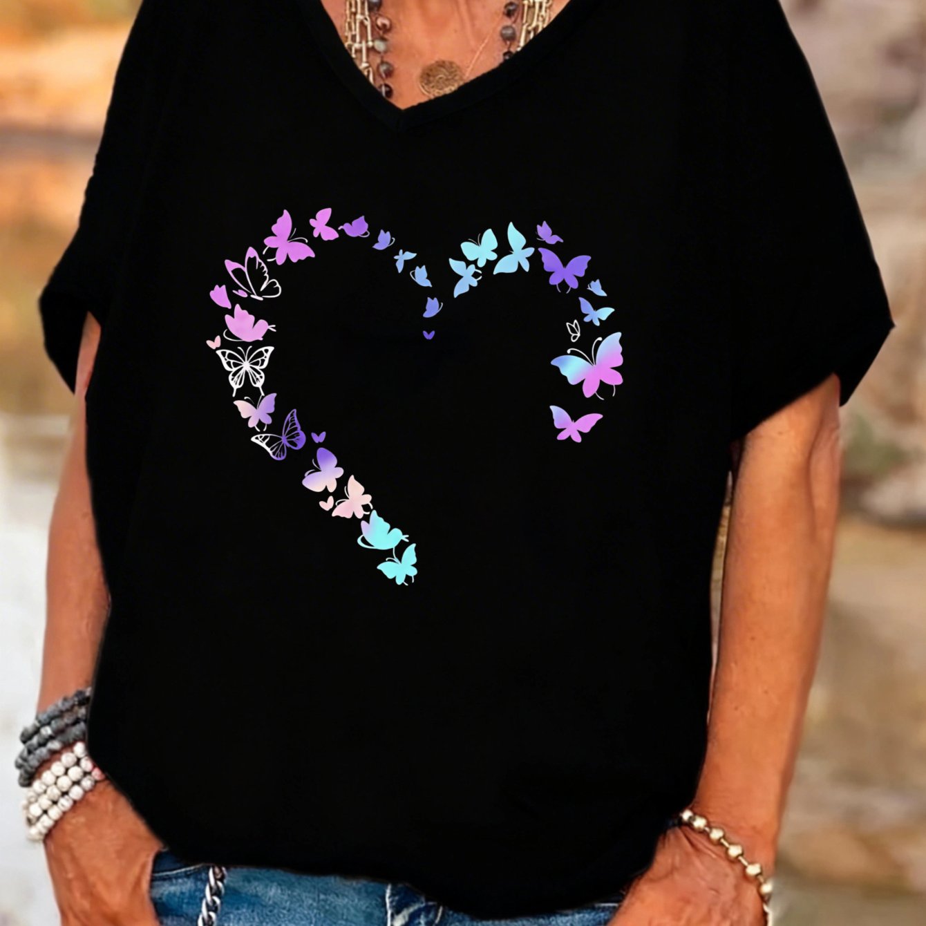 TEMU Plus Size Casual Boho Style Women's V-neck Batwing Sleeves T-shirt Heart Print Summer Outfit Gift For Her