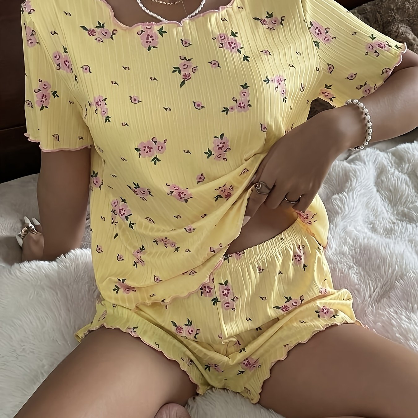 TEMU Women's Floral Print Short Sleeve And Shorts Pajama Set, Elegant Cute Detail Design, Summer New Pajama Set