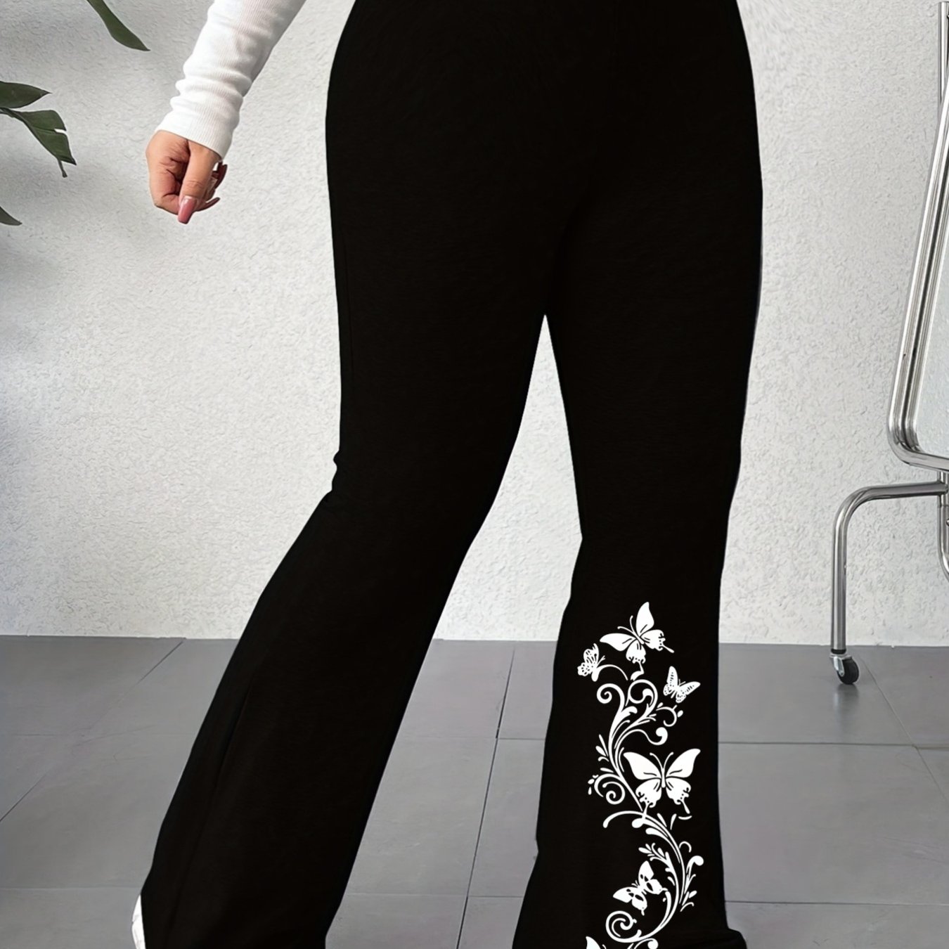 Plus Size New Women's High-waisted Micro-flared Yoga Pants With And Vine , Black Elastic Fabric, Machine Washable, Versatile For Daily Casual Sports In