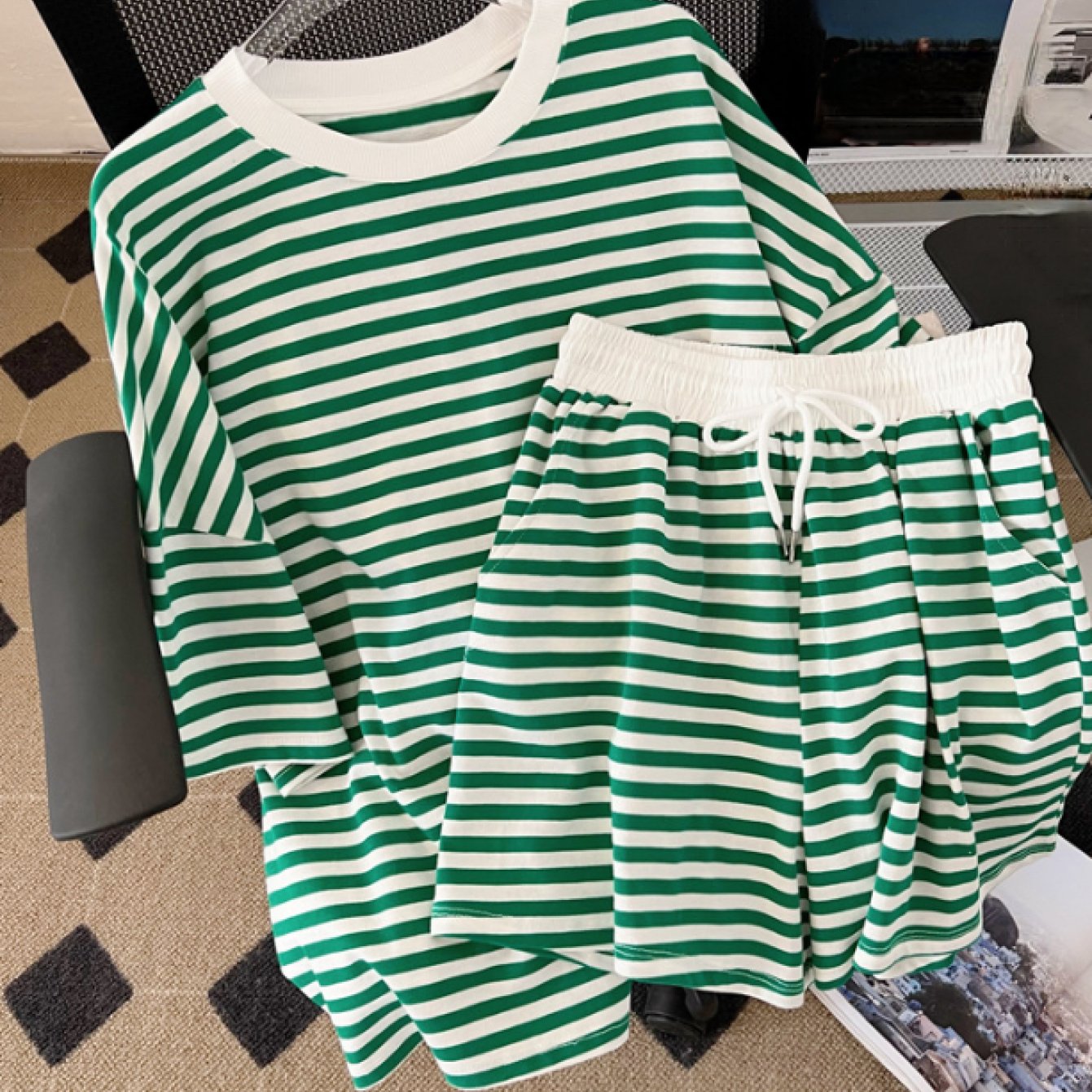 TEMU Lazy-style Casual Set For Women, Spring/summer Striped Crew Neck Short-sleeved Shorts, Stylish Two-piece Set For Going Out