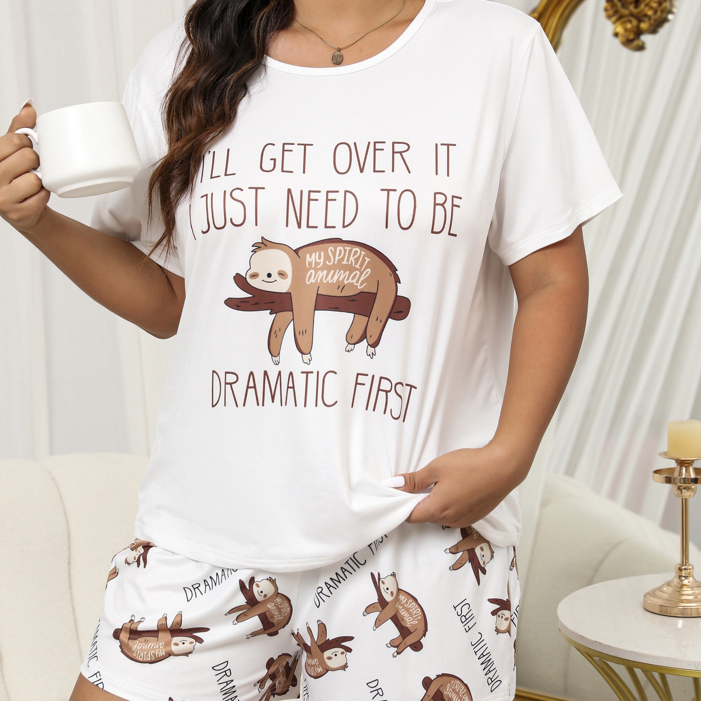 A Set Of Short-sleeve Pajamas With A Big Sloth Letter Print And Shorts