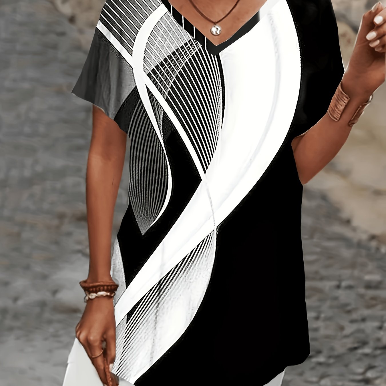 TEMU Plus Size - Summer New European Geometric Abstract Pattern Positioning Print V-neck Short Sleeve 's T-shirt Top