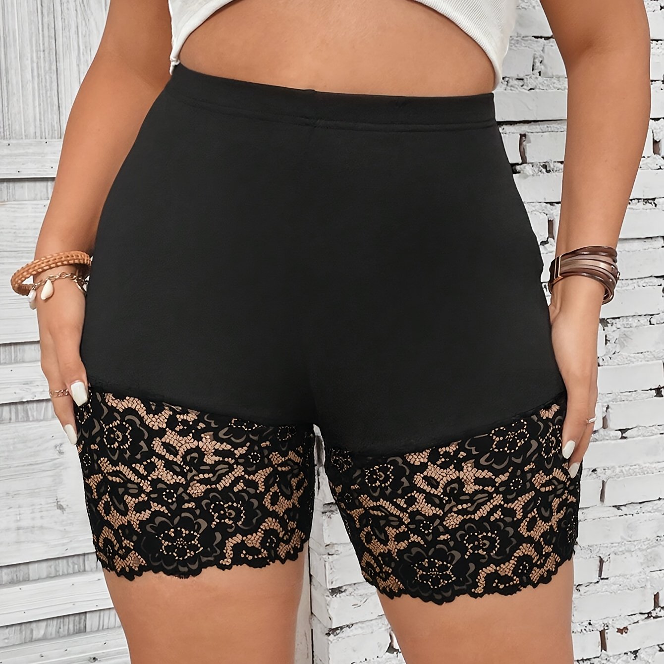 E-shop Damen-Shorts in Übergröße, neue Damen-Shorts in großen Größen, elegante Mode mit Spitzeneinsätzen, schlanke hohe Taille, hochelastische bequeme