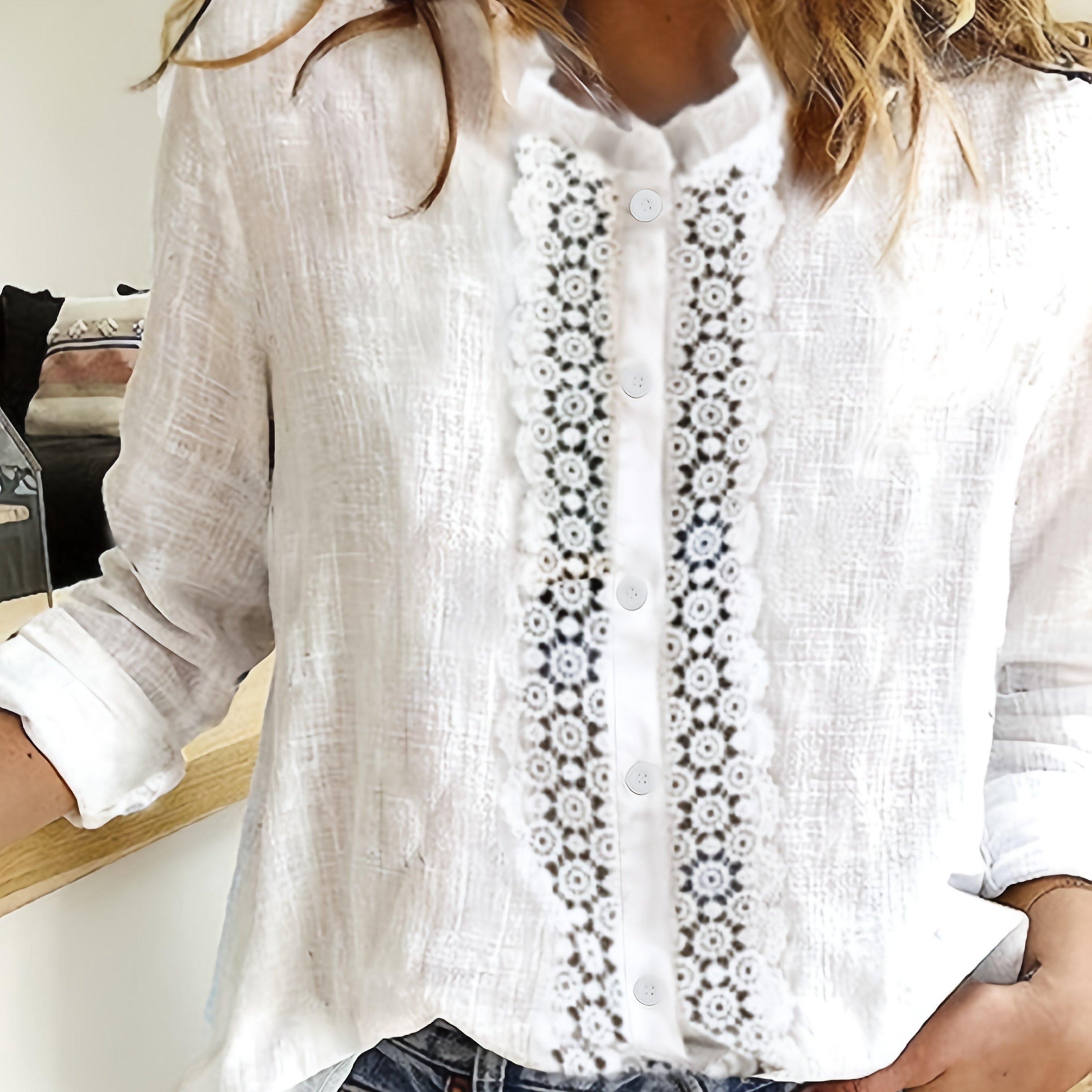 E-shop Elegantes einfarbiges Spitzen-Patchwork-Langarmshirt mit Rüschenkragen Knöpfen, locker geschnittene weiße Bluse für Damen