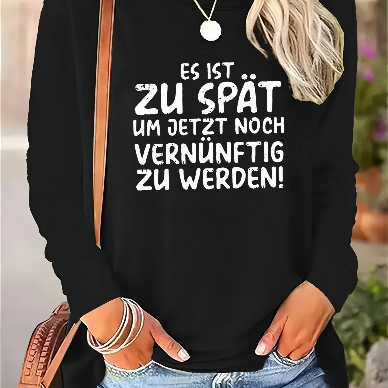 Image of Women's Fashion Trend Standard Size Black Long Sleeve Crew Neck T-shirt: A Of Laziness: " To Be Sane Now" With A Touch Of Defiance, Comfortable And Casual Women's T-shirt Top