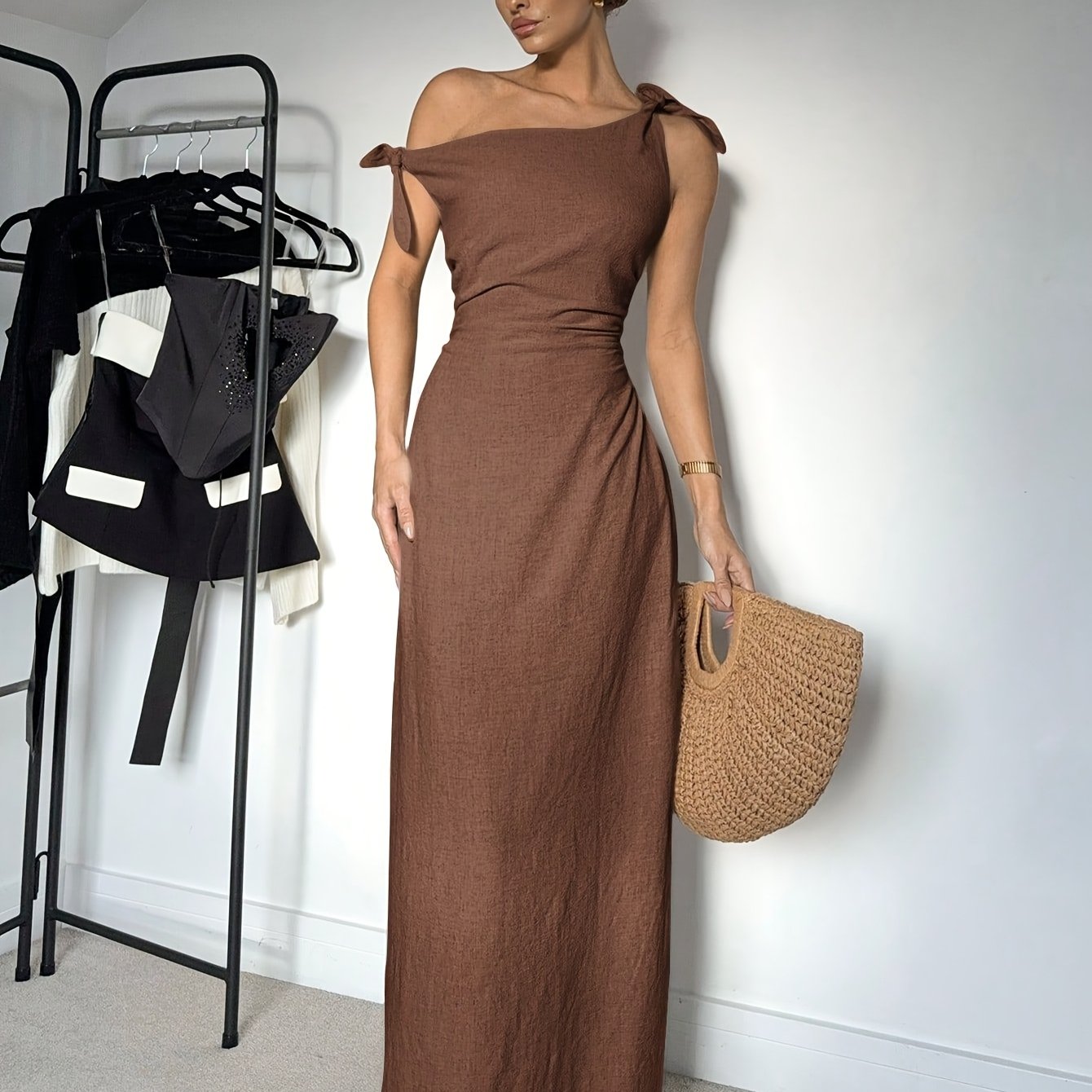 RetroBraunesSchnür-Off-ShoulderSlimLangesKleid｜FließendesUrlaubs-/Alltags-Temperament-Kleid