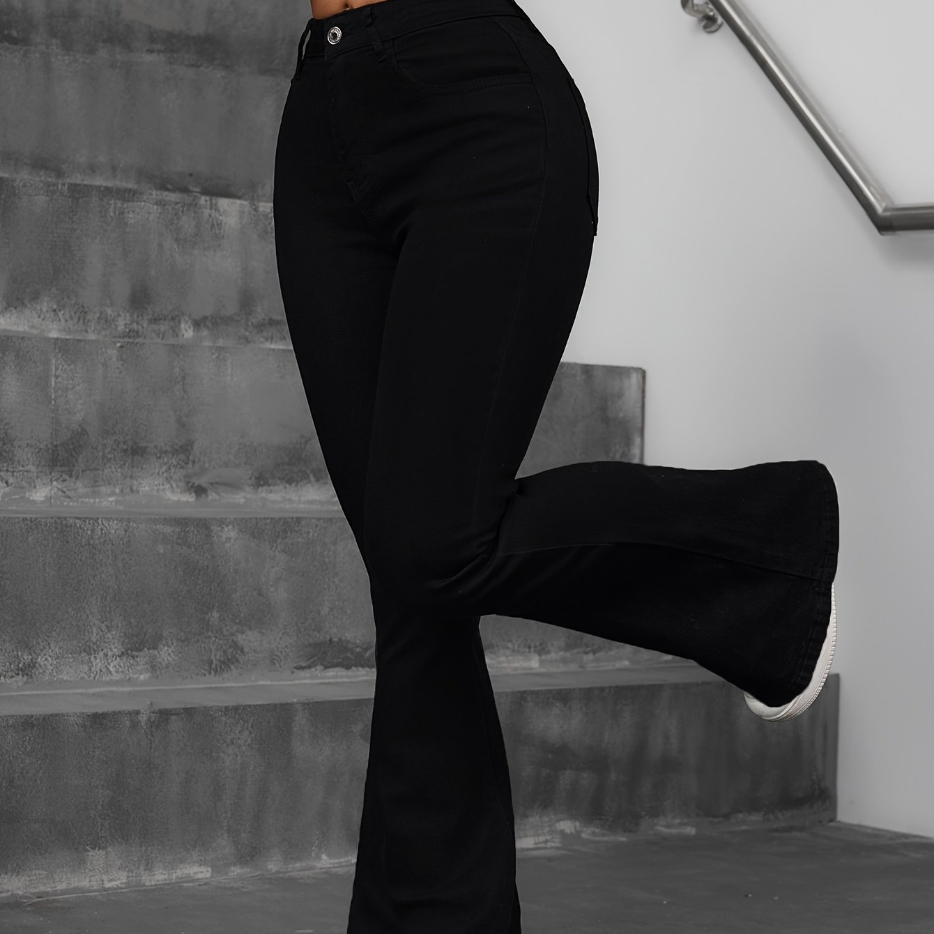 Fashionable And Versatile High-waisted Stretchy Slim-fit Black Flared Jeans For Women