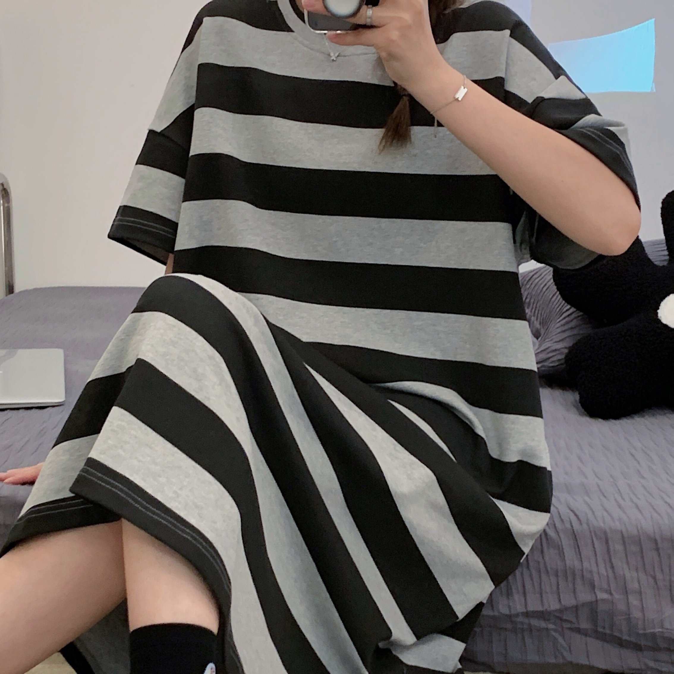 TEMU [striped Fashion Women's Nightgown] Women's Pajamas Summer Short Sleeve Mid-length Loose Gray Black Nightgown, Round Neck Cool Cute Girly Casual
