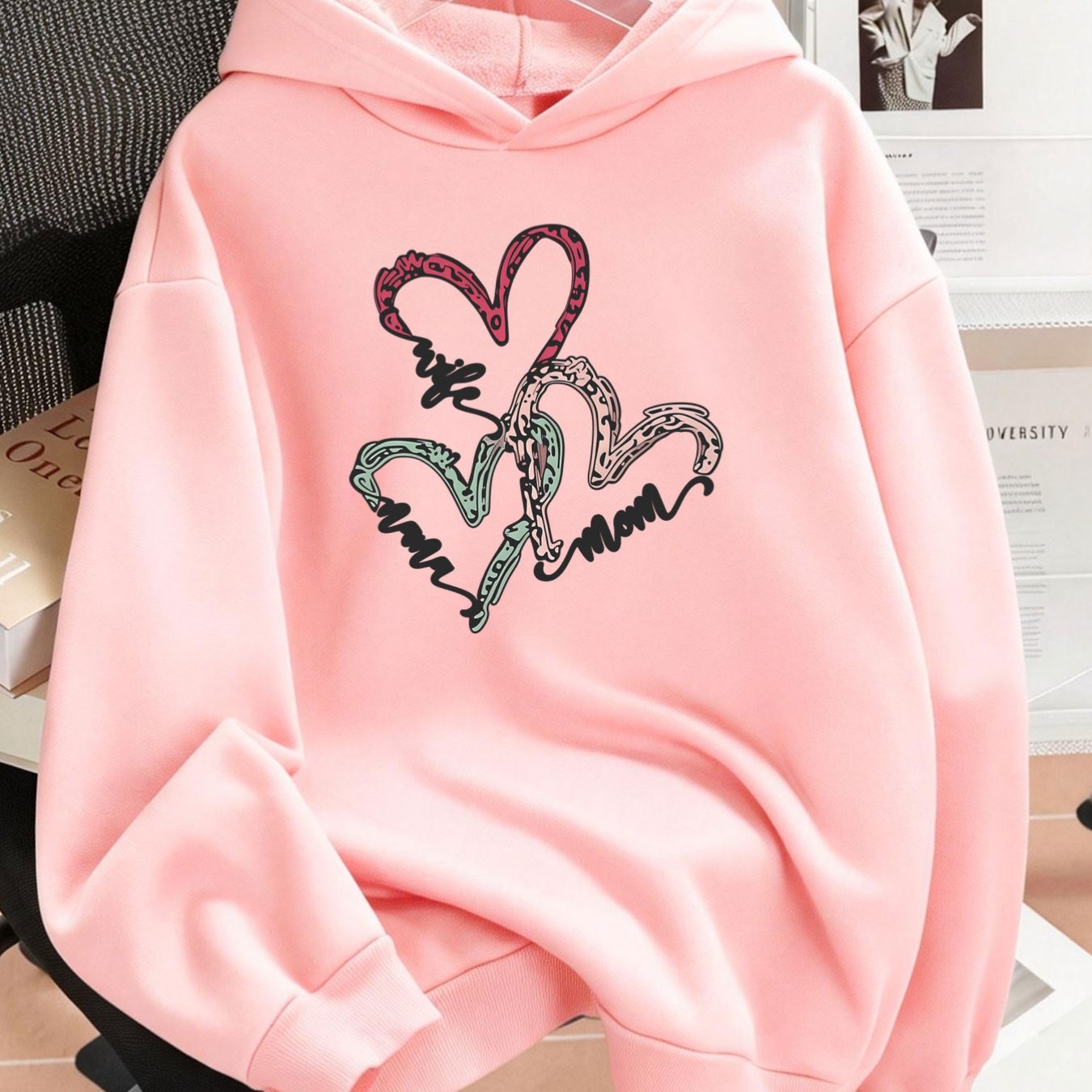 TEMU Plus Size 1pc Fashion Women's Autumn And Winter Warm Hooded Sweatshirt Elegant And Beautiful Y2k Style Heart Pattern Lines Smooth And Vivid