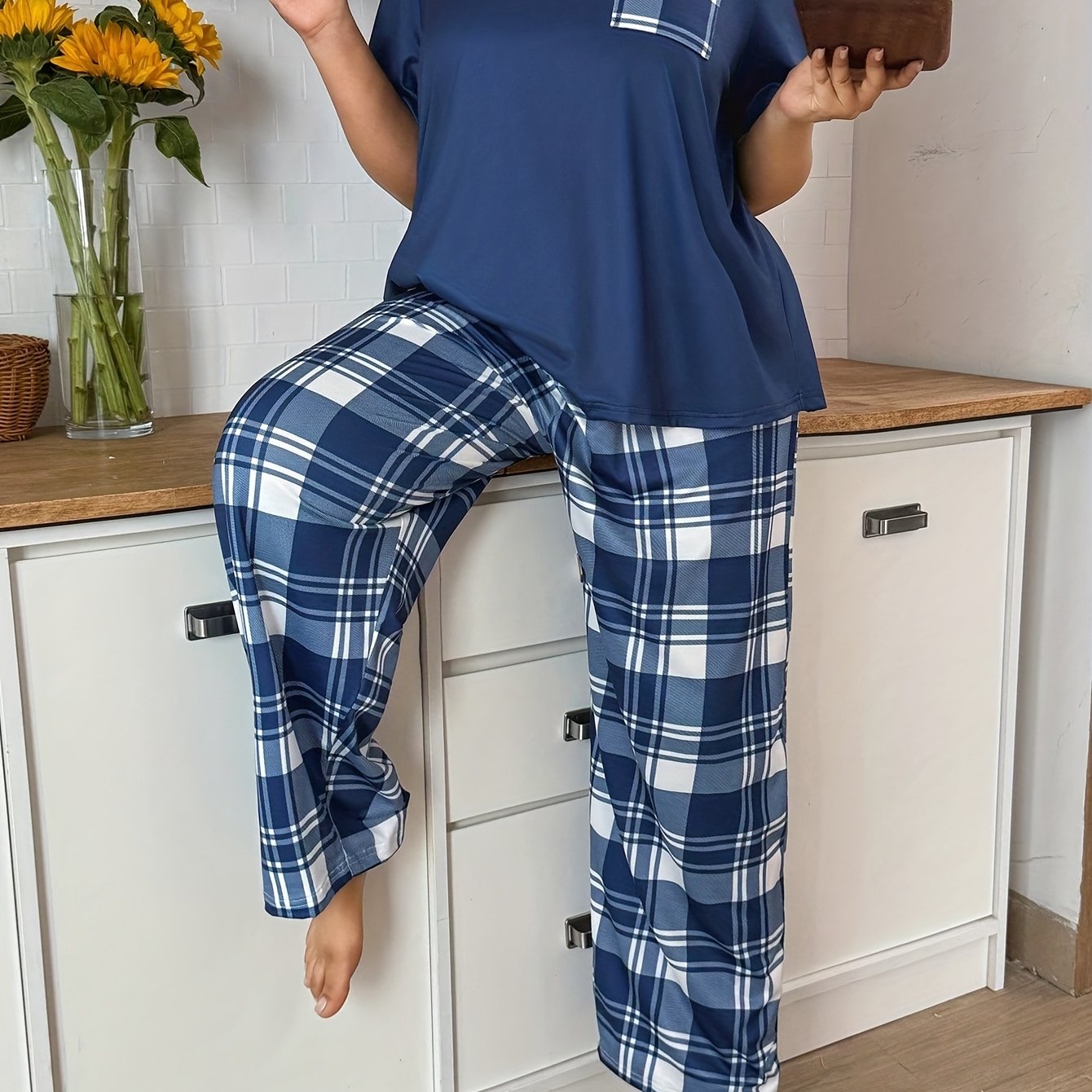 Plus Size Women's Pajamas Cartoon Cute Pocket Home Clothes Set