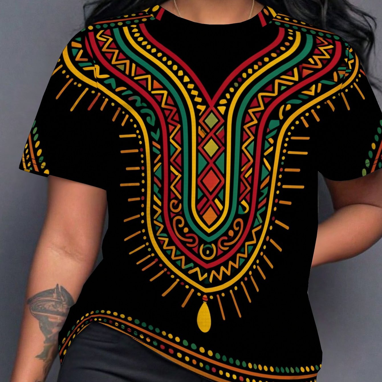 TEMU Border Motif Coded Women's Short Sleeve Clothing