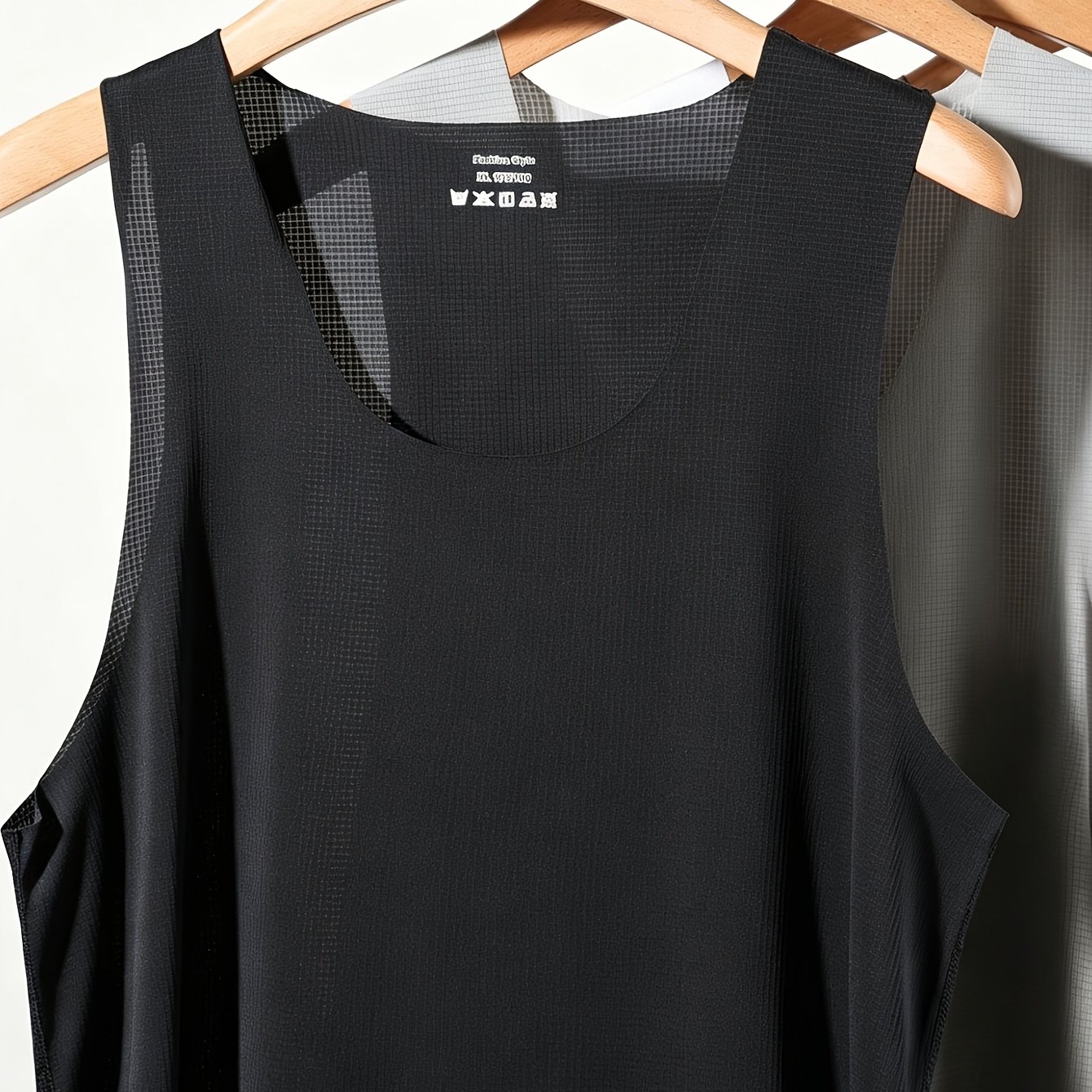 TEMU Men' Sleeveless Undershirt, Summer Lightweight Sport Fitness White Athletic Tank Top, Breathable Small Check Pattern Running Casual Vest